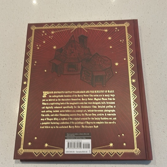 Harry Potter Magical Places from the Films Hogwarts, Diagon Alley & Beyond - Picture 6 of 17